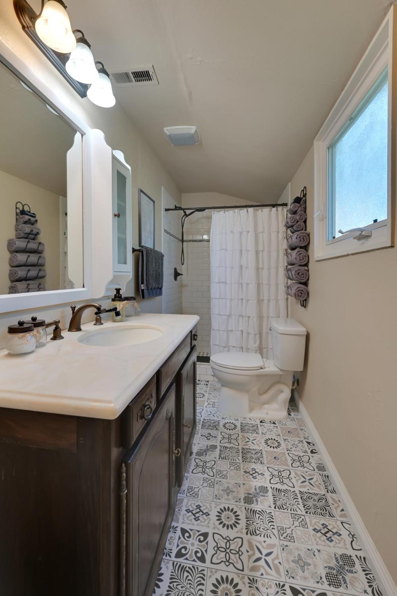 Spacious Downtown Jackson Retreat- Historic Hangout Εξωτερικό φωτογραφία