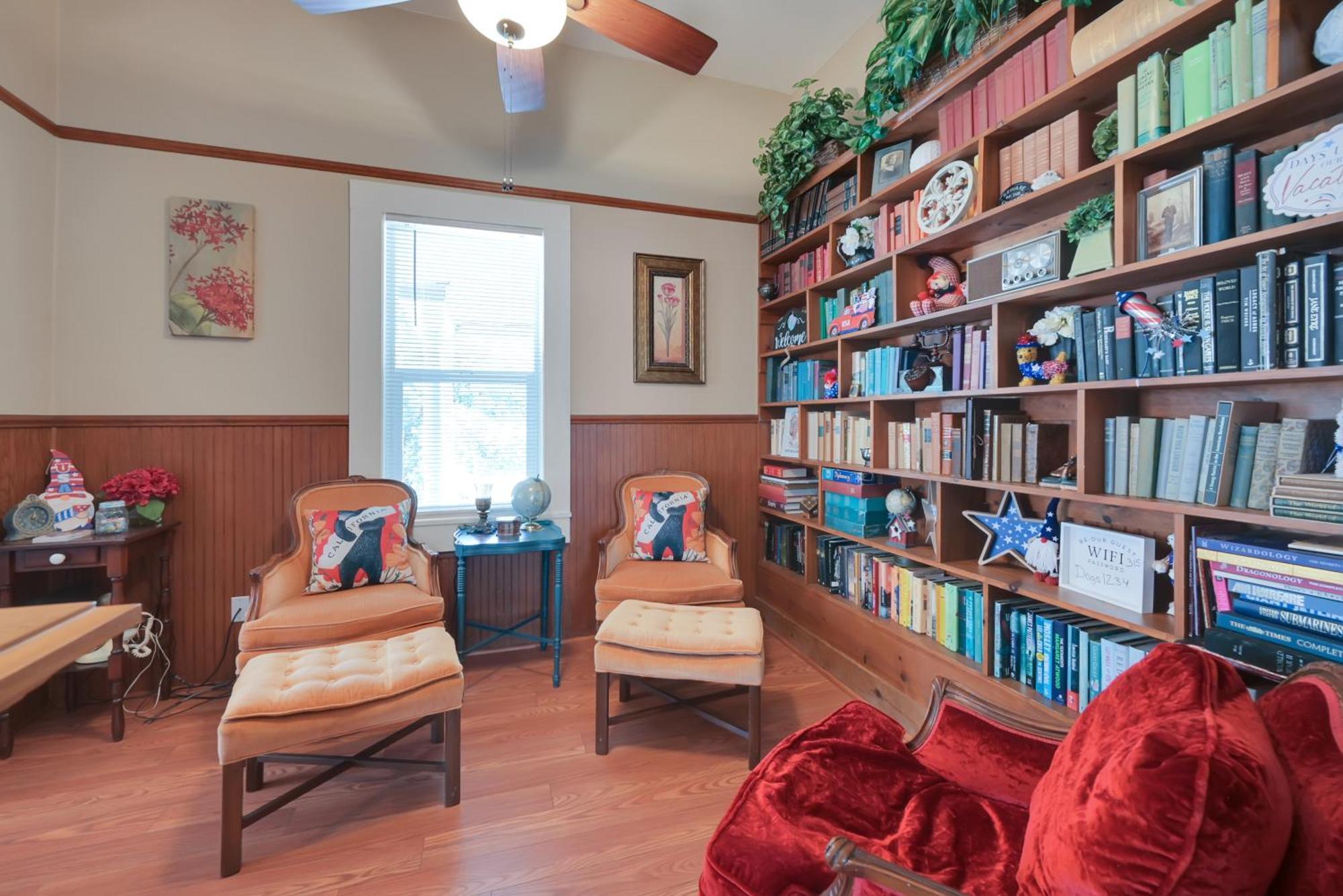 Spacious Downtown Jackson Retreat- Historic Hangout Εξωτερικό φωτογραφία